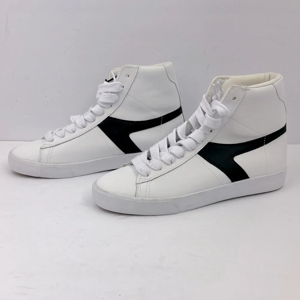 RACHEL ZOE, LEATHER HIGH TOP TENNIS/ WALKING SHOES, LEATHER, MEMORY FOAM SIZE 9